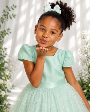 Vestido Infantil Verde Menta Longo de Princesa Brilhante e Mangas