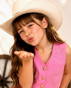 Conjunto Infantil Sarja Rosa Colete e Short C/ Cinto Boiadeira Country