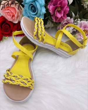 Sandália Infantil Tiras Trançadas Rasteira Amarelo