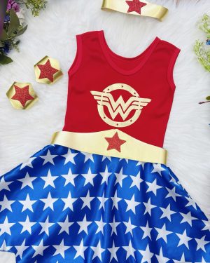 Fantasia Infantil Temática da Mulher Maravilha C/ Acessórios